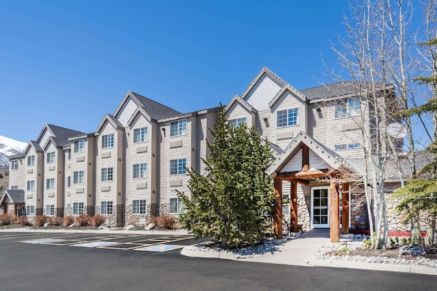 Gallery - Ramada By Wyndham Frisco