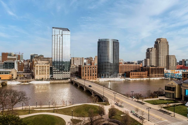 Gallery - Amway Grand Plaza-Curio Collection By Hilton