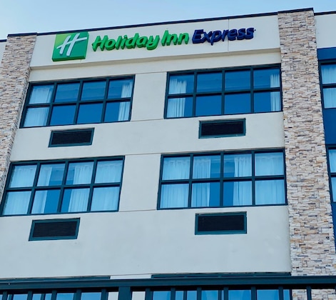 Gallery - Holiday Inn Express Gulfport Beach By Ihg