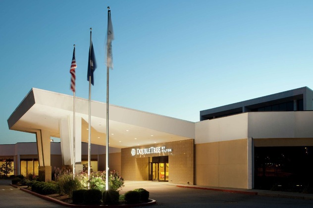 Gallery - Doubletree Cincinnati Airport