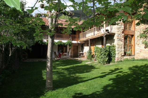 Gallery - El Canto Del Gallo