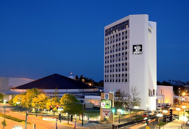 Gallery - The Hotel Hot Springs