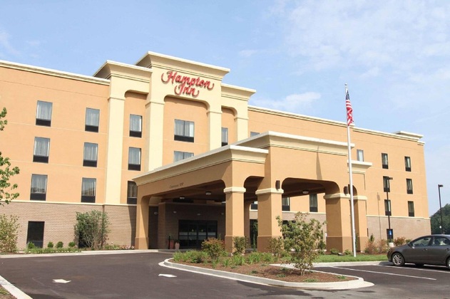 Gallery - Hampton Inn Huntington University Area