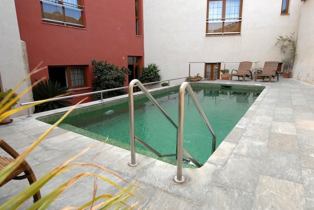 Gallery - La Casa De Las Titas