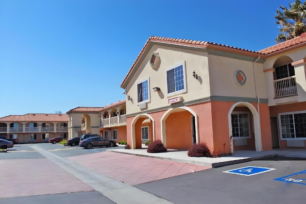 Gallery - Crystal Inn Suites & Spas