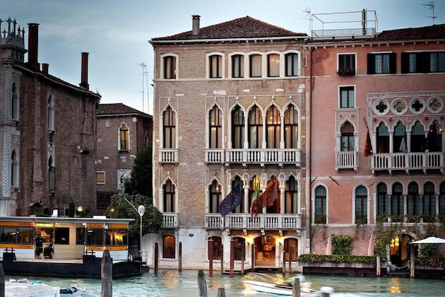 Gallery - Pesaro Palace