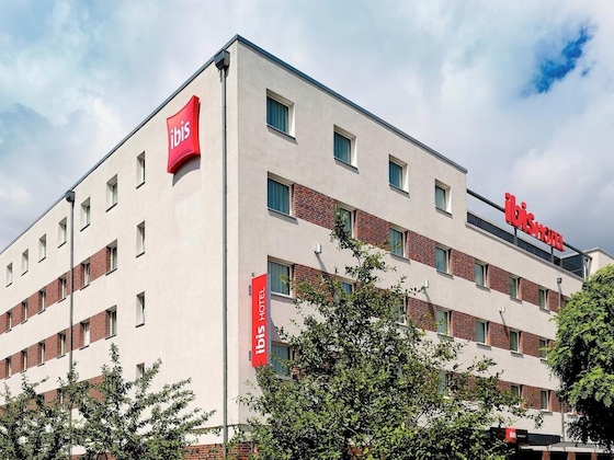 Gallery - B&B HOTEL Hamburg-Airport