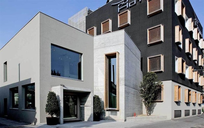 Gallery - Nu Hotel