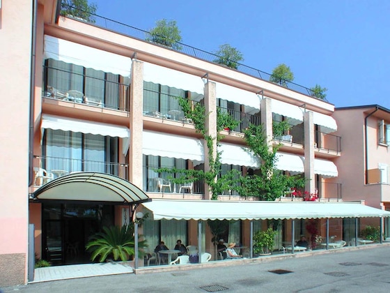 Gallery - Lido