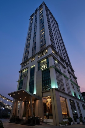 Gallery - Lumen Bangkok Srinakarin