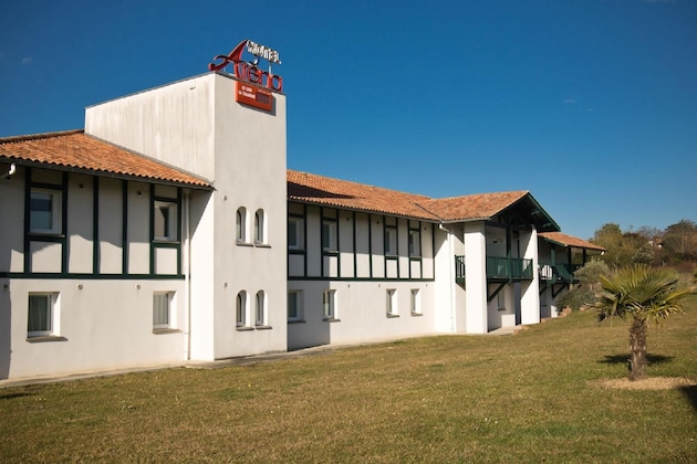 Gallery - B&B Hotel Saint-Jean-De-Luz