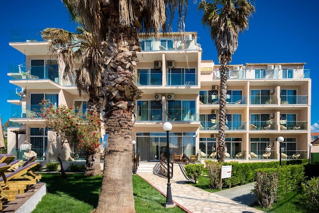 Gallery - Angela Beach Hotel & Apts