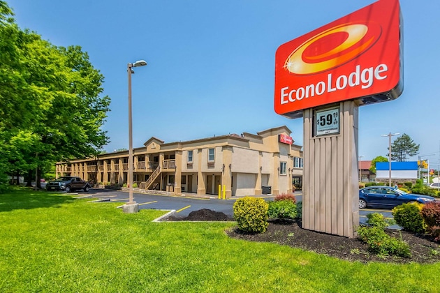 Gallery - Econo Lodge
