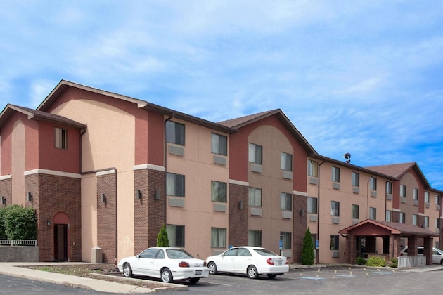Gallery - Super 8 By Wyndham Romeoville Bolingbrook