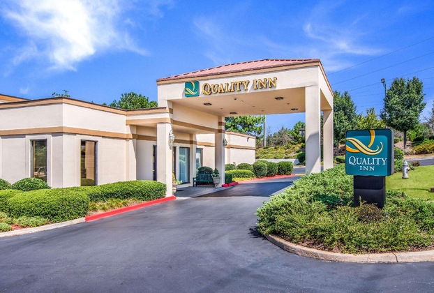 Gallery - Quality Inn Suwanee