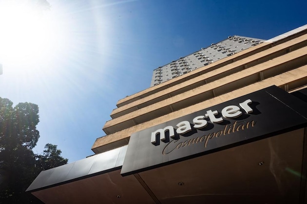 Gallery - Master Cosmopolitan