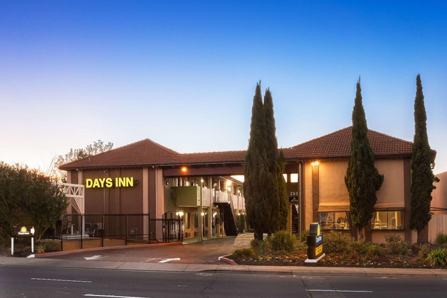 Gallery - Days Inn By Wyndham Pinole Berkeley