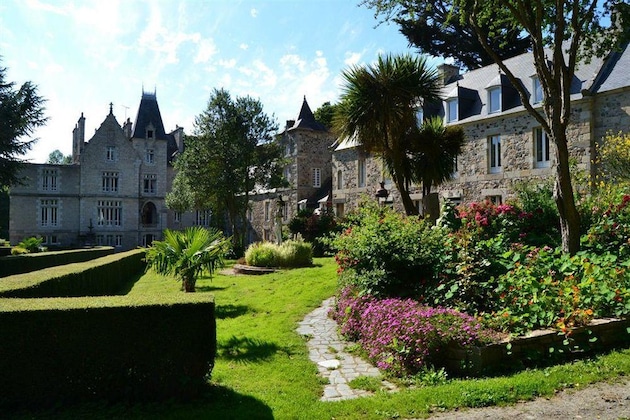 Gallery - Chateau Du Val