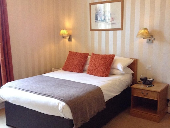 Gallery - The Grove House Hotel