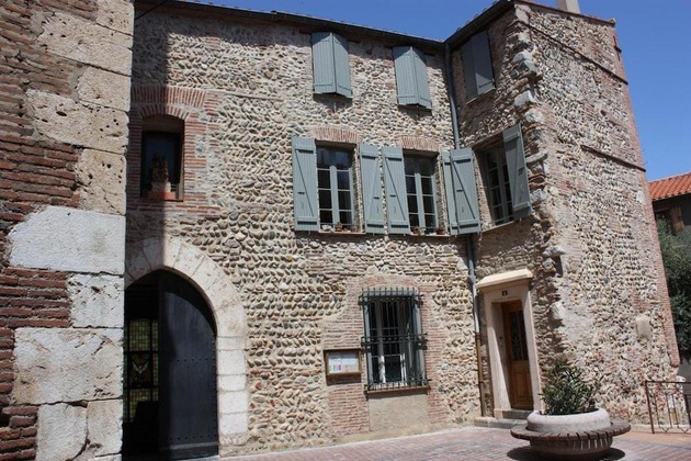 Gallery - La Tour De L'horloge