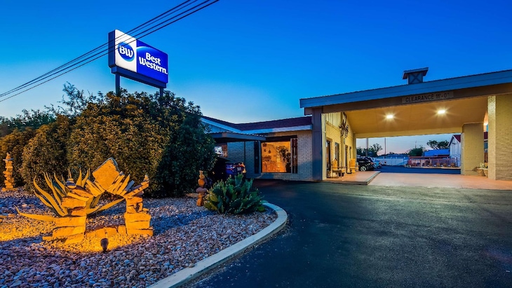 Gallery - Best Western Llano