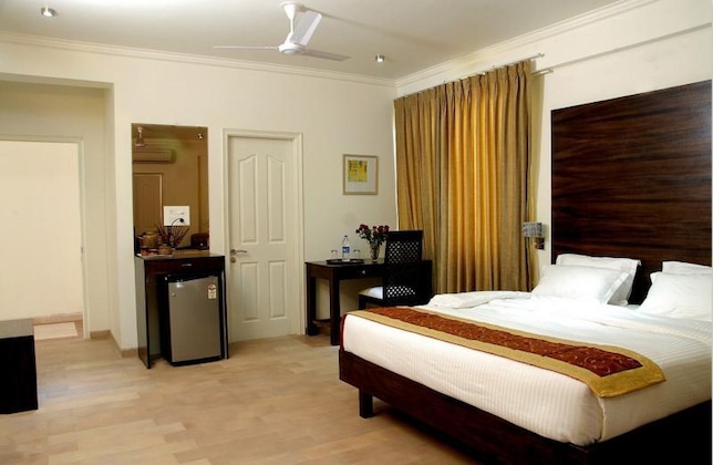 Gallery - 66 Residency - A Boutique Hotel