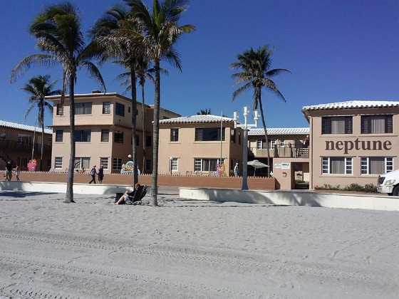 Gallery - Neptune Hollywood Vacation Rentals