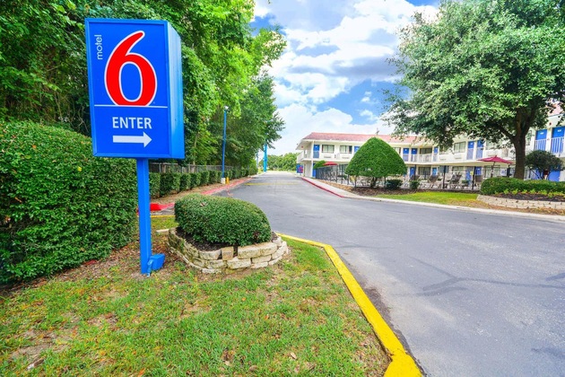 Gallery - Motel 6 Huntsville, Tx