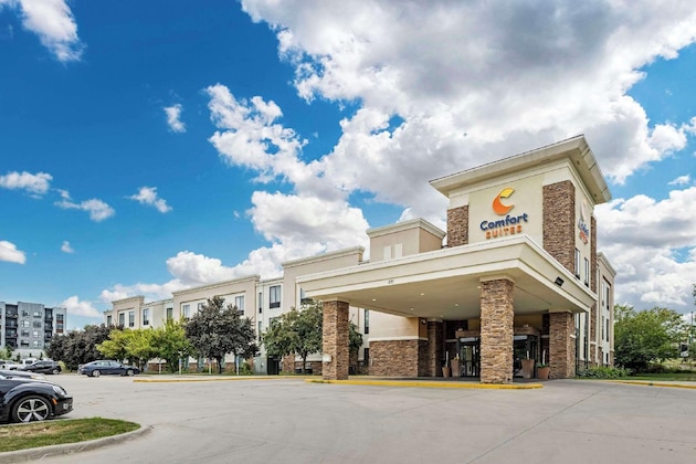 Gallery - Comfort Suites East