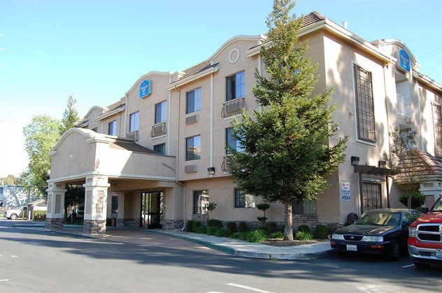 Gallery - Pleasant Hill Inn