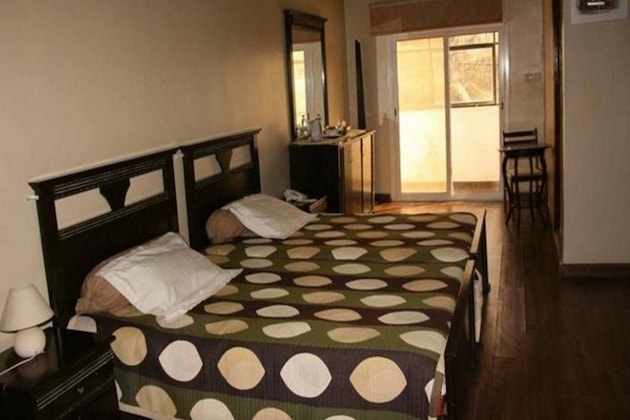 Gallery - Business Hotel