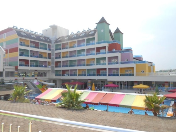 Gallery - Side Win Hotel