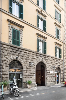 Gallery - At Forty One