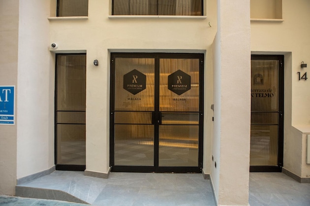 Gallery - Apartamentos Málaga Premium - Calle San Telmo Thyssen Museum