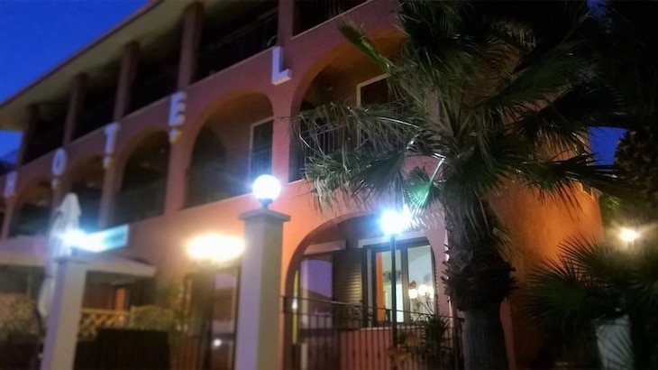 Gallery - Hotel Bella Vista S'archittu