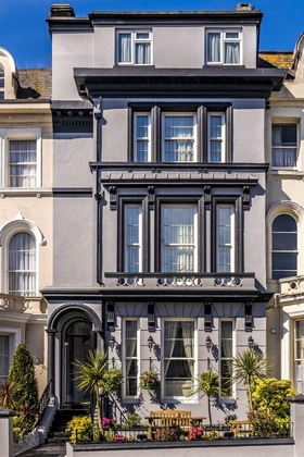 Gallery - Trelawney Hotel