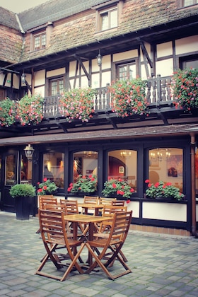 Gallery - Le Gouverneur