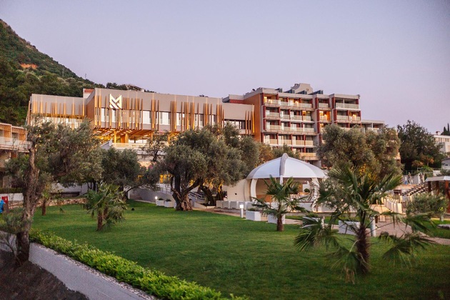 Gallery - Maestral Resort & Casino