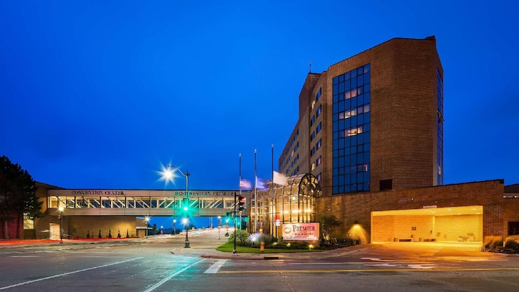 Gallery - Oshkosh Marriott Waterfront Hotel & Convention Center
