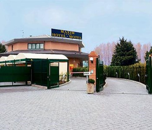 Gallery - Maxim Hotel
