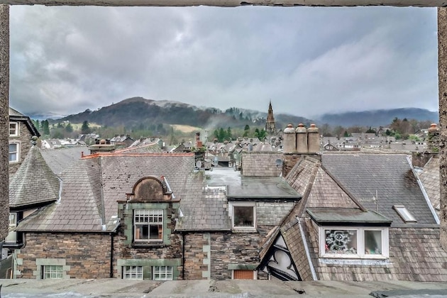 Gallery - Ambleside Central