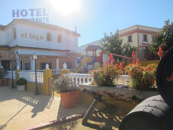 Gallery - Hotel Restaurante El Lago