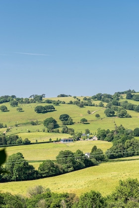 Gallery - Alltybrain Farm Cottages And B&B