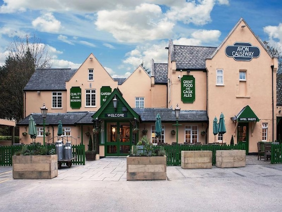 Gallery - The Avon Causeway Hotel