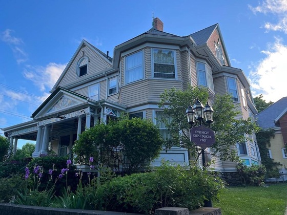 Gallery - The Munroe Inn