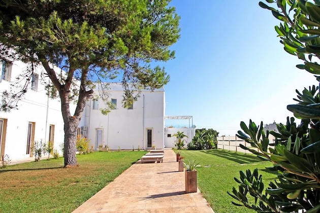 Gallery - Oasis Park Hotel
