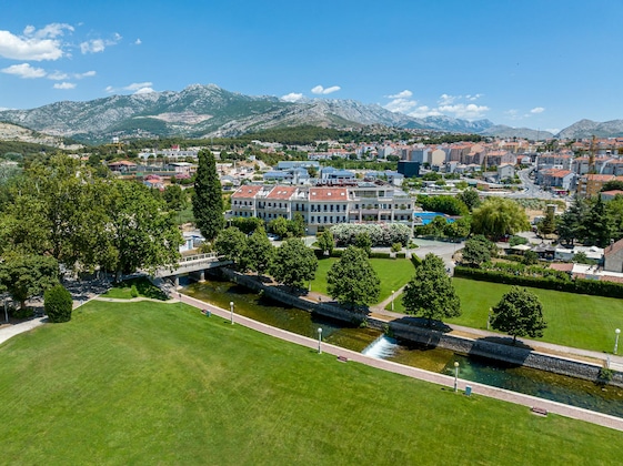 Gallery - Hotel President Solin