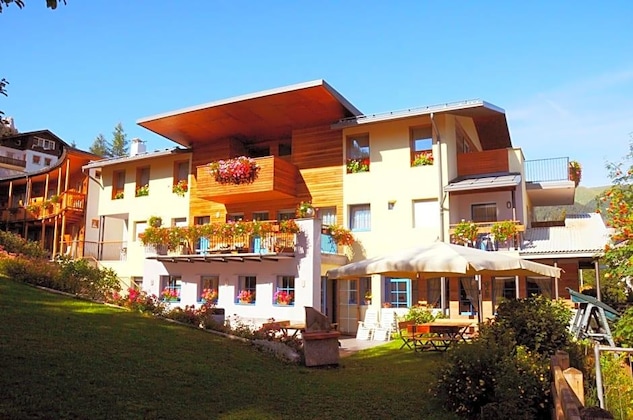 Gallery - Hotel Garni Enrosadira