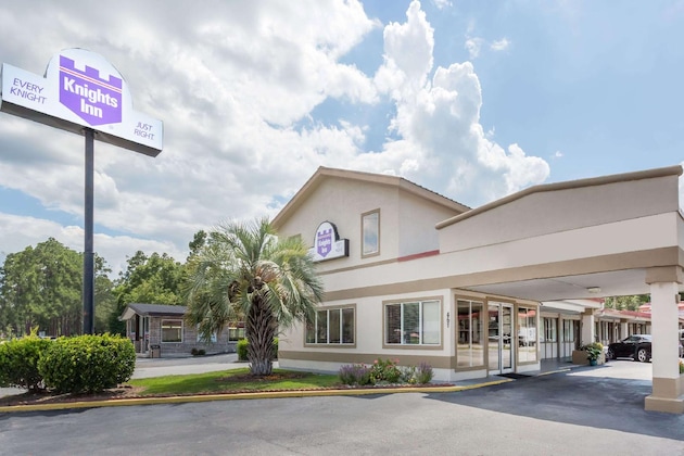 Gallery - Knights Inn Statesboro