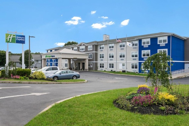 Gallery - Holiday Inn Express Plymouth By Ihg
